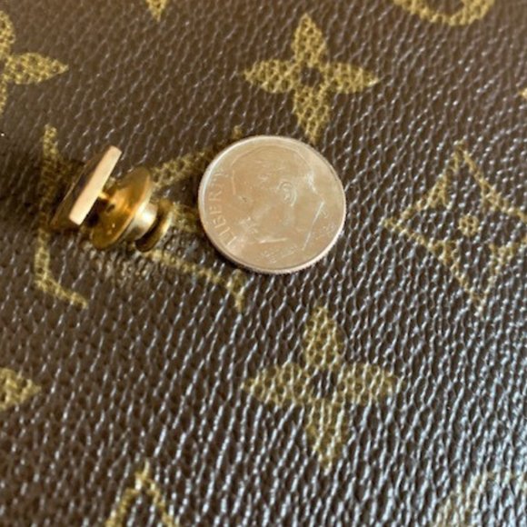 Louis Vuitton LV Vintage Rare 14K Gold Lapel Pin with Sapphire - Picture 4 of 5